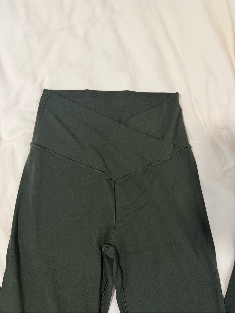 Aerie High-Waist crisscross Yoga Leggings